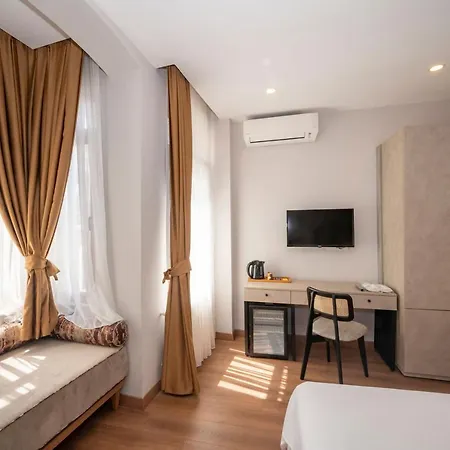 Hotel Taksim *