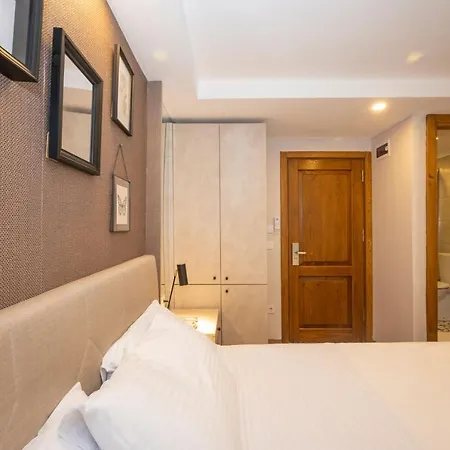 Taksım Suıte Otel *
