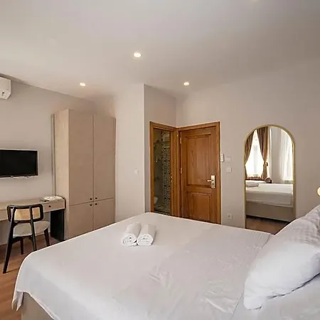 Hotel Taksim *