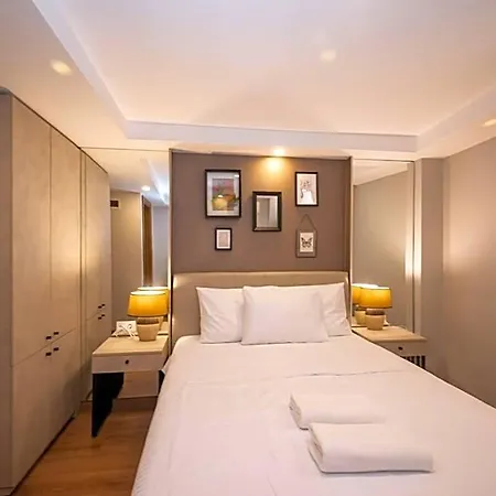 Taksim Hotel *